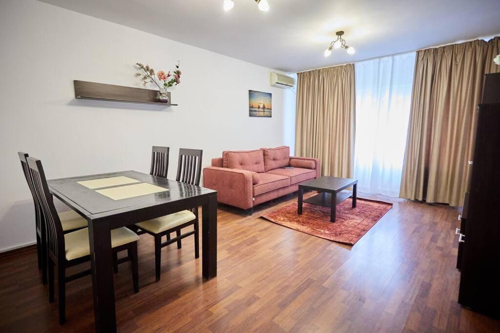 Queen Apartment Athenee 부쿠레슈티 외부 사진
